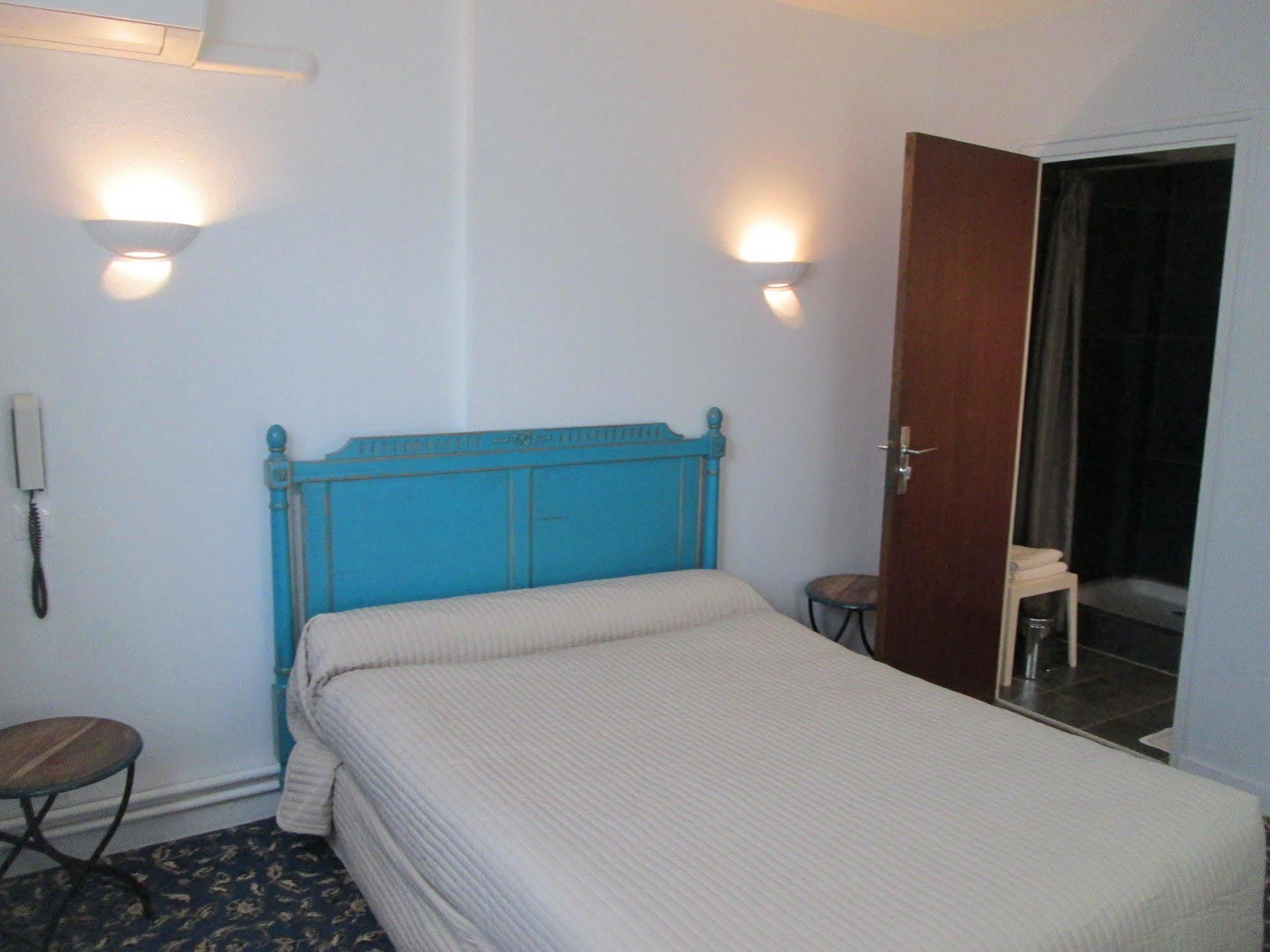 Hotel Victor Hugo 2*